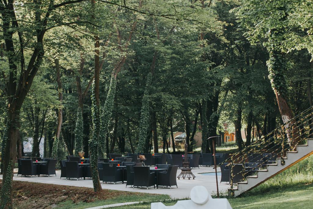 Arsenal Park Transilvania Orăştie Esterno foto
